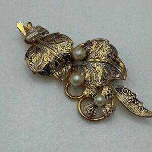 Vintage Damascene Floral  Leaf  Brooch